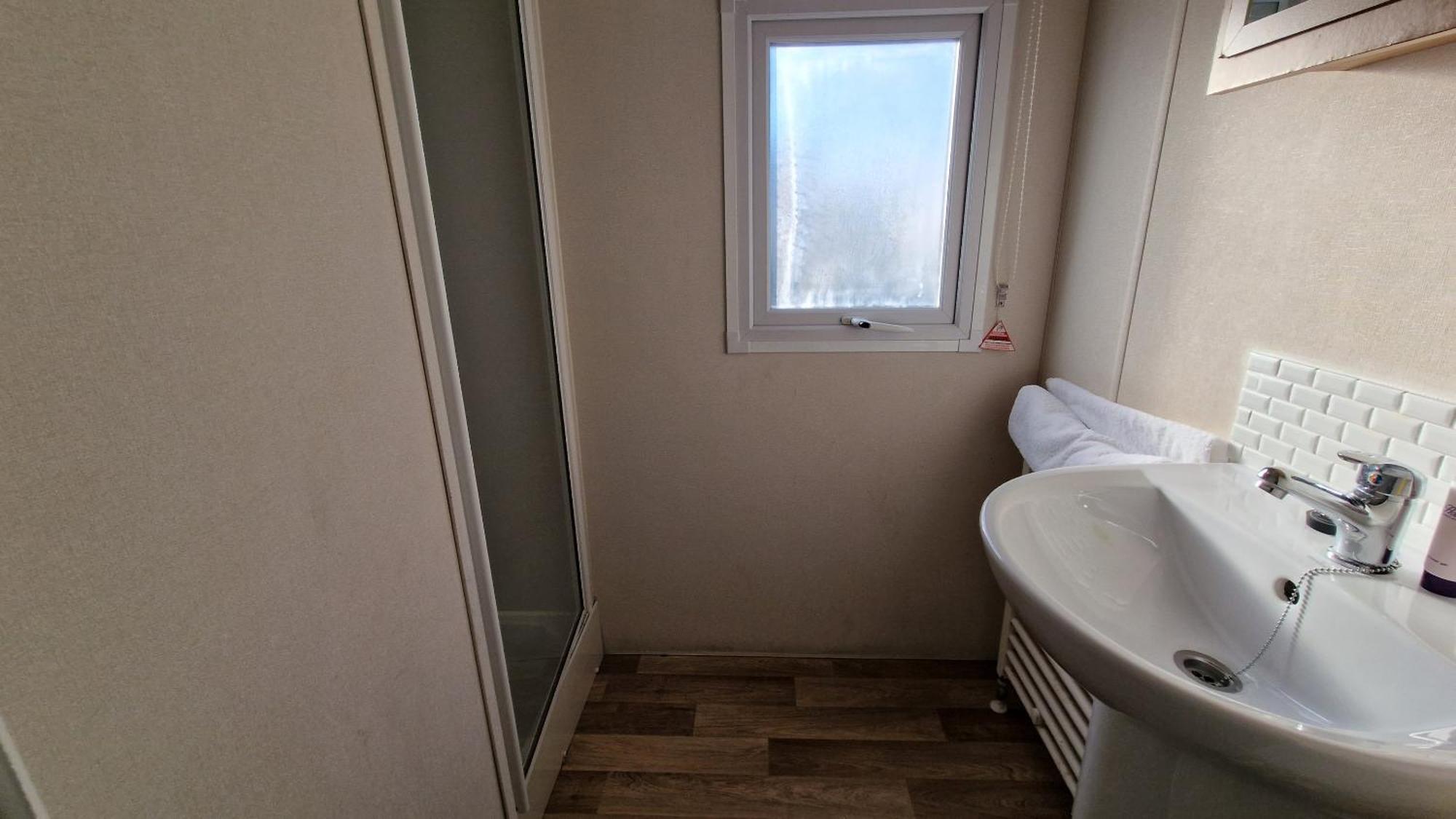 Sea Haven - 4 Bedroom Static Near The Beach Dymchurch Extérieur photo