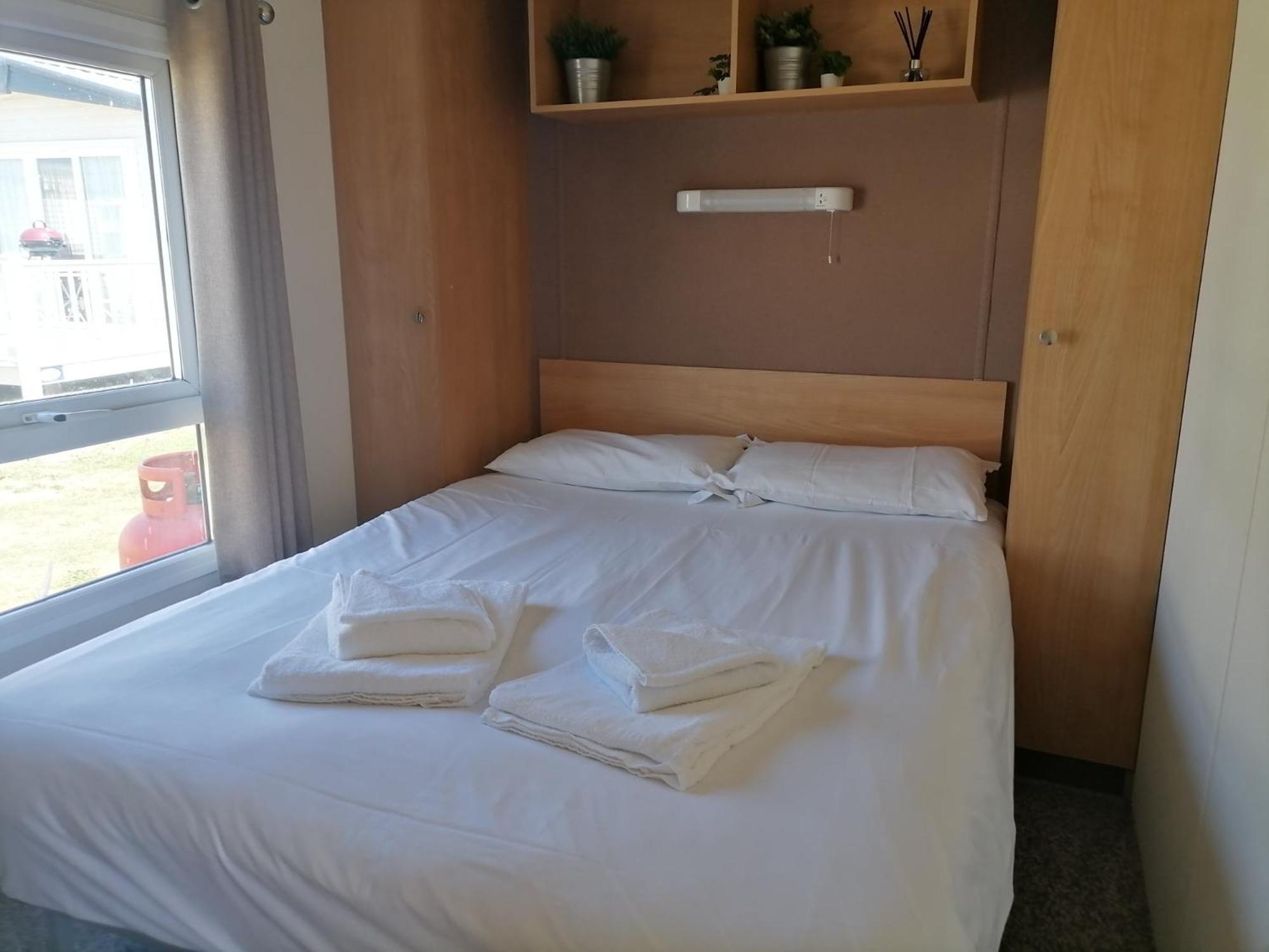 Sea Haven - 4 Bedroom Static Near The Beach Dymchurch Extérieur photo